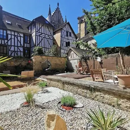 Lejlighed L'ourson De La Cathedrale - Calme - Jardin - Wifi *