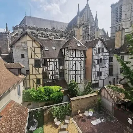 L'ourson De La Cathedrale - Calme - Jardin - Wifi